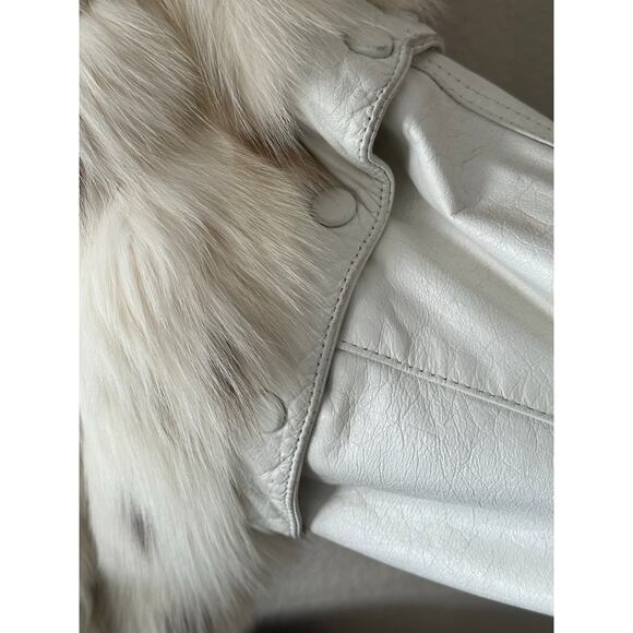 Saga Fox Luxurious Natural Silver Fox Fur Vintage Vest/Jacket Casual Fun Elegant - Picture 10 of 16